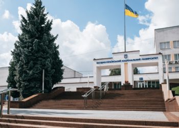 ЗУНУ у десятці університетів України за підсумками вступу у магістратуру