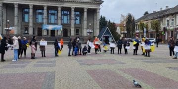 У Тернополі рідні вимагають демобілізувати військових, які вже півтора року на війні