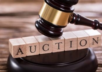 Робота відомого художника з Тернопільщині "пішла з молотка" на Sotheby's