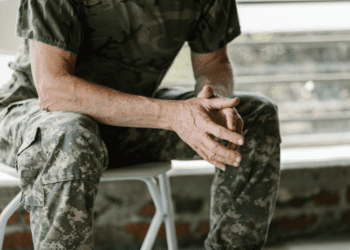 Як спілкуватись з військовими, які повернулись з війни