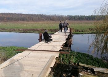 Відновили аварійний міст між селами у Великогаївській громаді