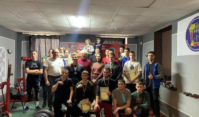 У Тернополі відбувся чемпіонат з армрестлінгу пам’яті Андрія Пушкаря