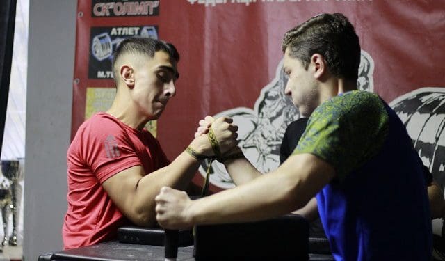 У Тернополі відбувся чемпіонат з армрестлінгу пам’яті Андрія Пушкаря