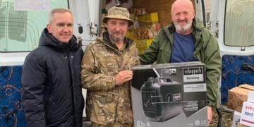 Представники Благодійного фонду "Хвилі змін" відвідали наших захисників на Донеччині