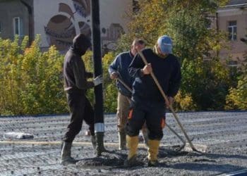 Незважаючи на війну в містечку на Тернопільщині відремонтують міст за 158 млн гривень