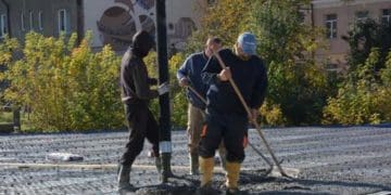 Незважаючи на війну в містечку на Тернопільщині відремонтують міст за 158 млн гривень