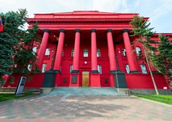 У Міністерстві освіти заявили, що кількість викладачів у вишах перевищує потреби