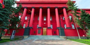 У Міністерстві освіти заявили, що кількість викладачів у вишах перевищує потреби