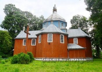 На Підгаєччині ремонтують унікальний деревний храм