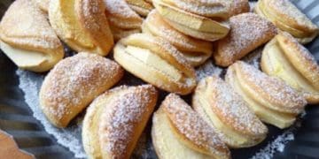 Тістечка з яблуками, які швидко готуються: рецепт на вихідні