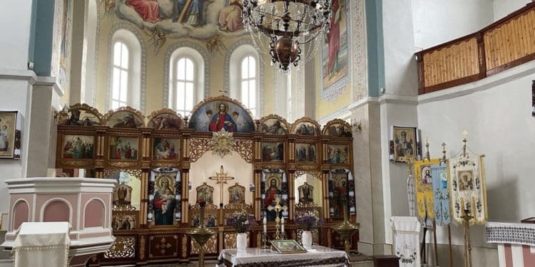 Крізь віки: Церква святих апостолів Петра і Павла у Буцневі під Тернополем