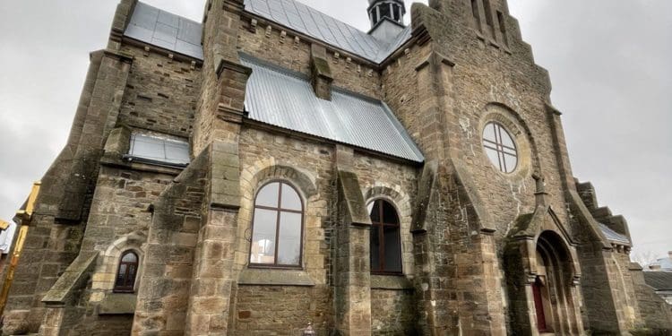 Крізь віки: Церква святих апостолів Петра і Павла у Буцневі під Тернополем