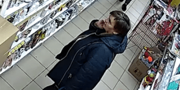 У Тернополі розшукують магазинну крадійку