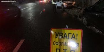 П’яний водій врізався у припарковану Mazda у Смиківцях