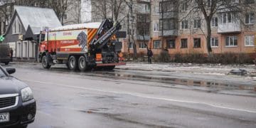 Артилерійський снаряд часів Другої світової війни виявили на одній із вулиць у Тернополі