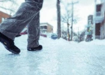 Дощ і ожеледиця очікують на жителів Тернопільщини у середу