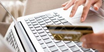 Заповнюючи форму «доставки» товару тернополянка втратила чималу суму