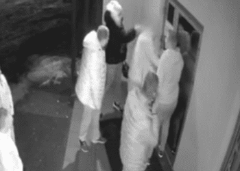 У Тернополі розшукують невідомих, які побили чоловіка