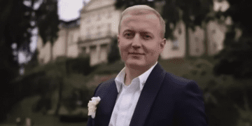 МВС оголосило у розшук колишнього прокурора, який відгуляв розкішне весілля у Львові