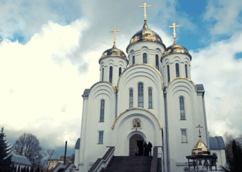 У Тернополі суд повернув в користування УПЦ (МП) землю на вулиці Коновальця