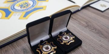 Вручили нагороди рідним воїнів, яким посмертно присвоїли звання "Почесний громадянин Тернопільської області"