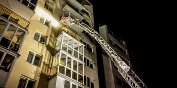 У Тернополі через пожежу у квартирі евакуювали близько 20 людей