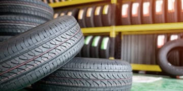 Житель Тернопільщини залишився без шини і грошей