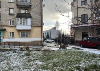 З численними травмами і обмороженням потрапив до реанімації тернополянин, якого побили діти