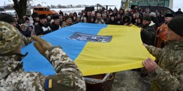 Лановецька громада провела в останню путь загиблого Героя Олега Степанушка