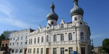 Тернопільщина туристична: Окраса Борщева – народний дім