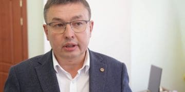 Премії, доплати, надбавки, допомога на оздоровлення: за що і скільки отримали заступники і радники Труша