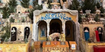 Кримський замок і воїни у бліндажі: нові локації найбільшої шопки України