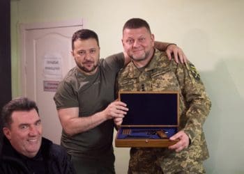 Відставка Залужного стала б катастрофою