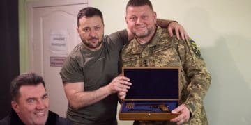 Відставка Залужного стала б катастрофою