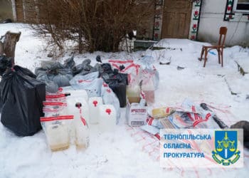 Наркоторговців міжрегіональної організації, які щомісяця заробляли 20 мільйонів, викрили на Тернопільщині