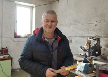 Тернопільський спортсмен та тренер організував виробництво ножів “Терен” для ЗСУ