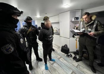 Нацполіція спільно з чеськими правоохоронцями затримала учасників злочинної організації