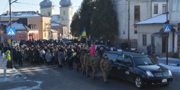 У Збаражі провели в останню путь воїна Михайла Старошевського