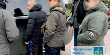 12 тисяч доларів за "документи" для ухилянтів