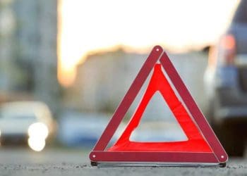 У Тернополі водій збив жінку за межами переходу і втік