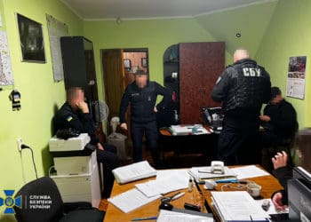 Посадовці ДСНС заробляли на протипожежній безпеці критичних підприємств Тернопільщини – СБУ