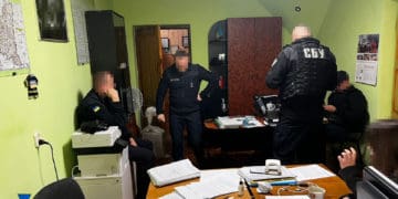 Посадовці ДСНС заробляли на протипожежній безпеці критичних підприємств Тернопільщини – СБУ