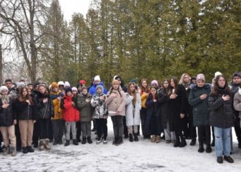 Пам’ятні таблички одразу трьом полеглим воїнам відкрили у школі в Бучачі