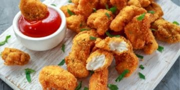 Домашні курячі нагетси з хрусткою скоринкою: рецепт на вихідні