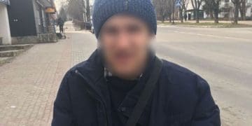 Хлопець, який просив гроші і погрожував тернополянам на “Дружбі”, погодився на лікування