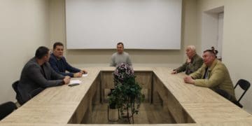 краєзнавці