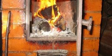 розпалювала піч