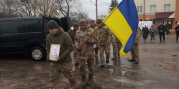 На щиті повернувся до Борсуківської громади захисник Анатолій Аксеновських
