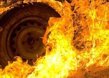 Палають автомоблі та СТО: Кличко про ситуацію в Голосіївському районі Києва