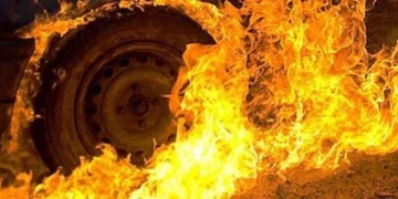 Палають автомоблі та СТО: Кличко про ситуацію в Голосіївському районі Києва